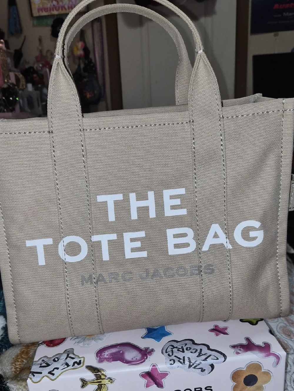 Marc Jacobs The Tote Bag Medium